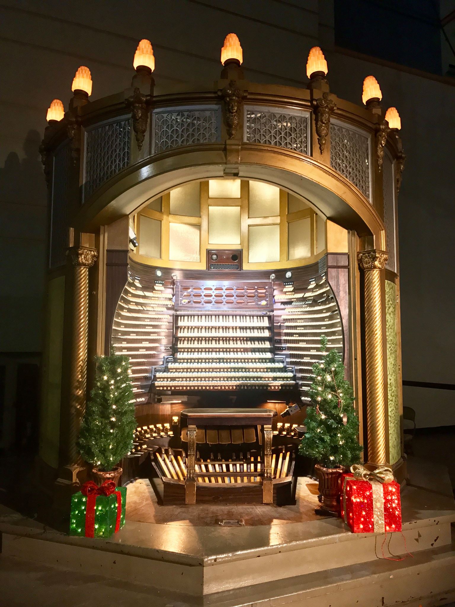 atlantic city boardwalk hall organ tours